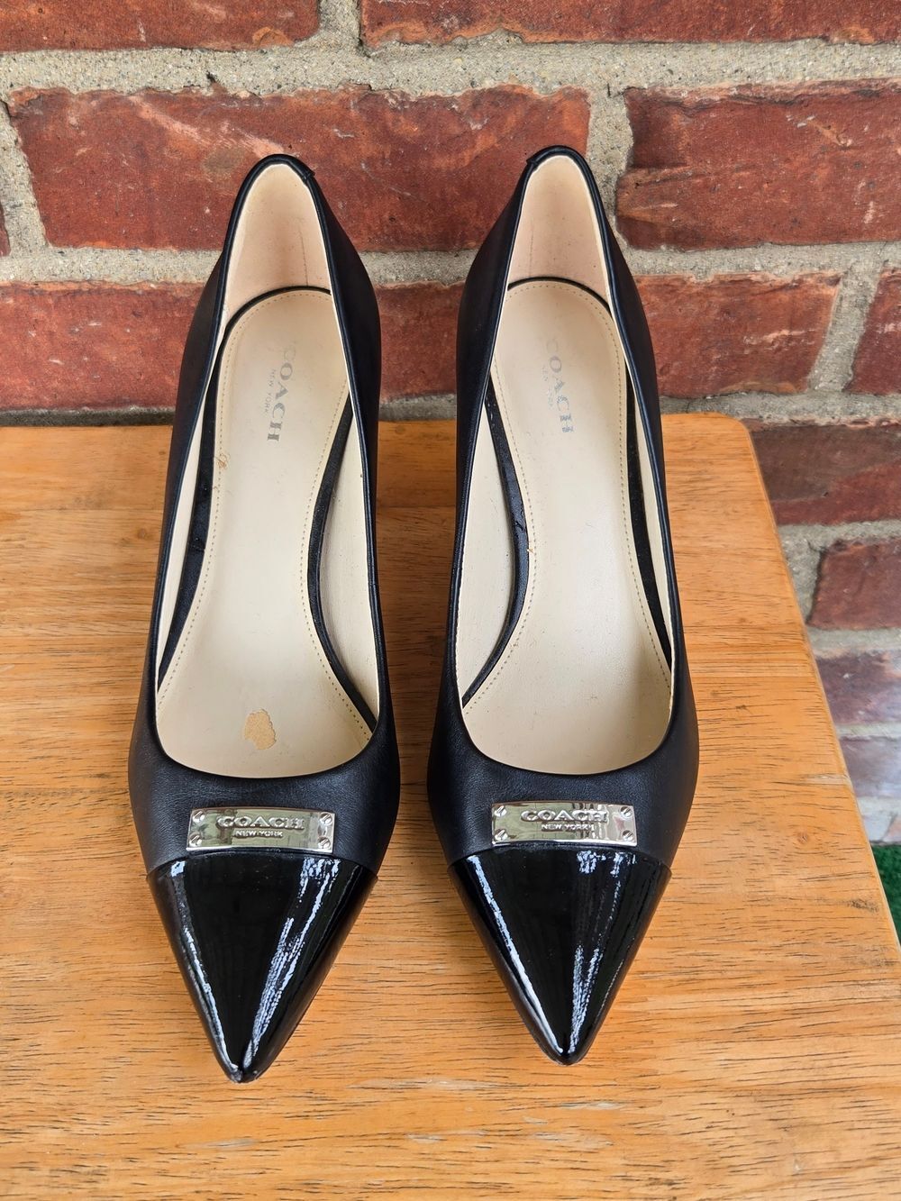 COACH Black Leather Pointed-Toe Heels Office Siren Sleek Sexy Workwear